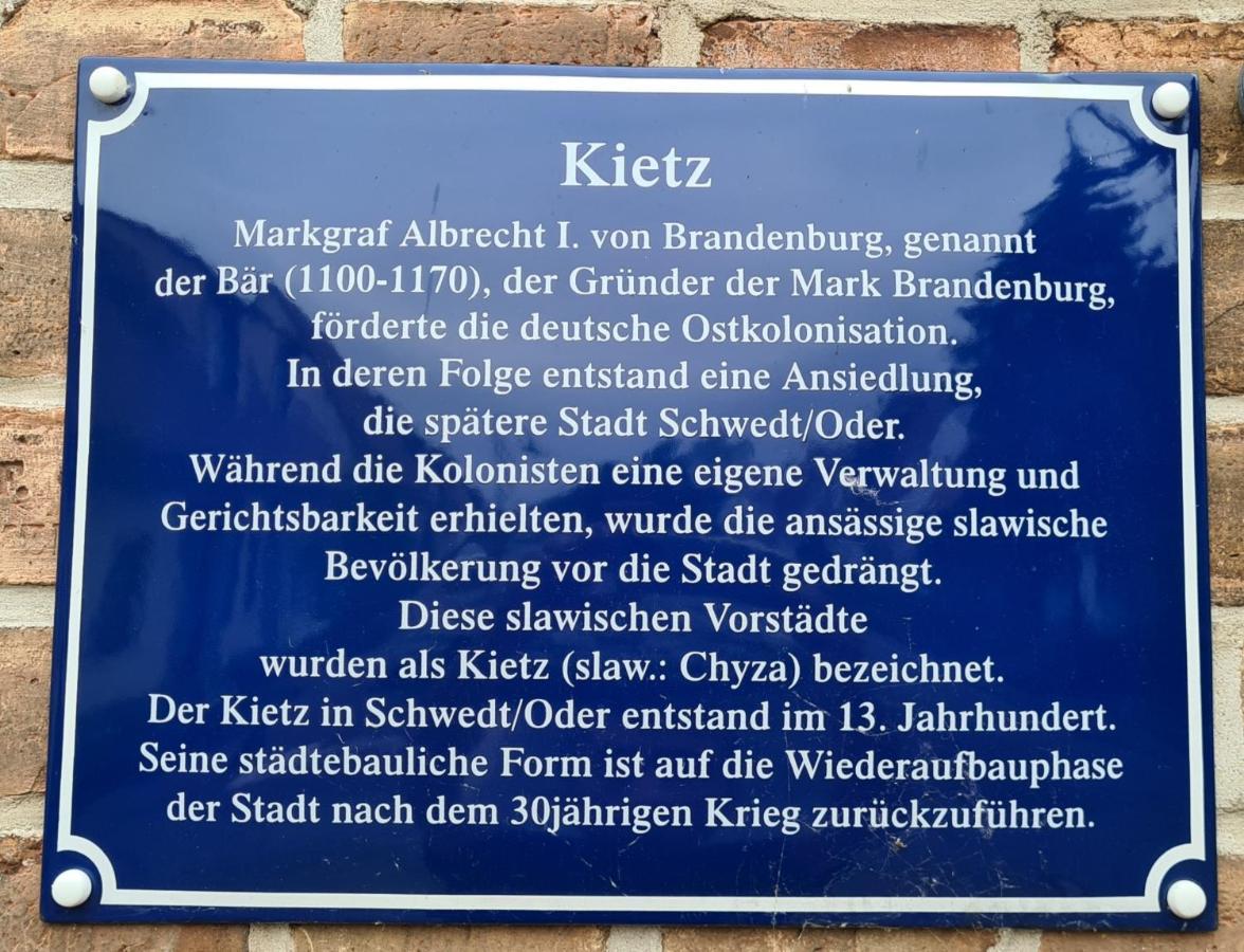 Die Ferienwohnung "Am Kietz" Schwedt Ngoại thất bức ảnh